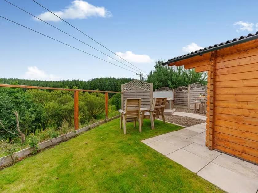 Lochinvar - Clydesdale Log Cabin With Hot Tub Эйрдри Экстерьер фото